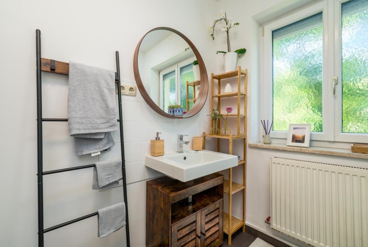 Eg Links-Wunderschoene 70M Grosse 2-Zimmer City Wohnung Naehe Salzburg Freilassing Eksteriør bilde