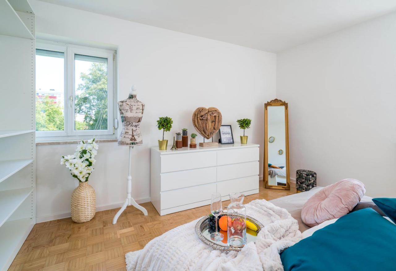 Eg Links-Wunderschoene 70M Grosse 2-Zimmer City Wohnung Naehe Salzburg Freilassing Eksteriør bilde
